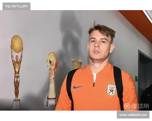 巴媒解读米内罗加盟海港背后原因与影响分析