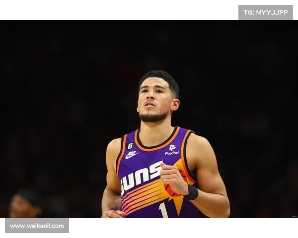 布克比赛技术全面分析：突破、投篮与防守全方位解读