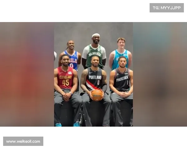 布克职业生涯高光时刻回顾：从全明星到季后赛领袖的崛起之路